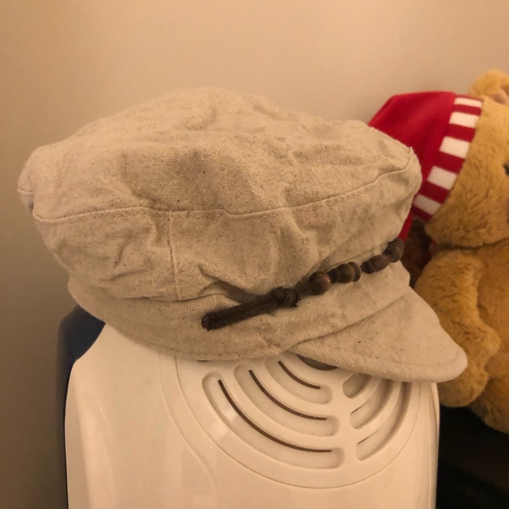Hat - Picture 2 of 5